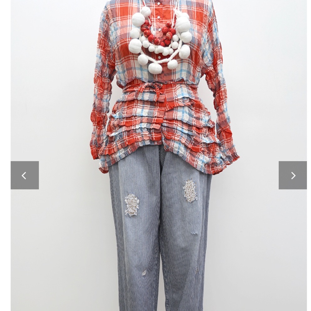 Krista Larson - Croissant Shirt - color Ballet Slipper